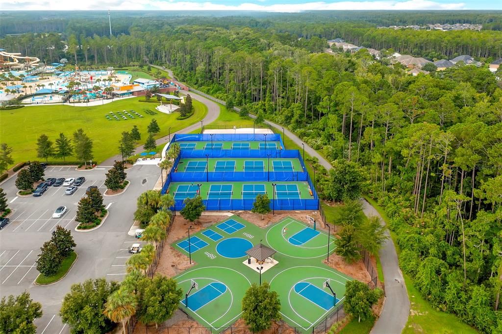 待售: $700,000 (4 贝兹, 3 浴室, 2637 平方英尺)