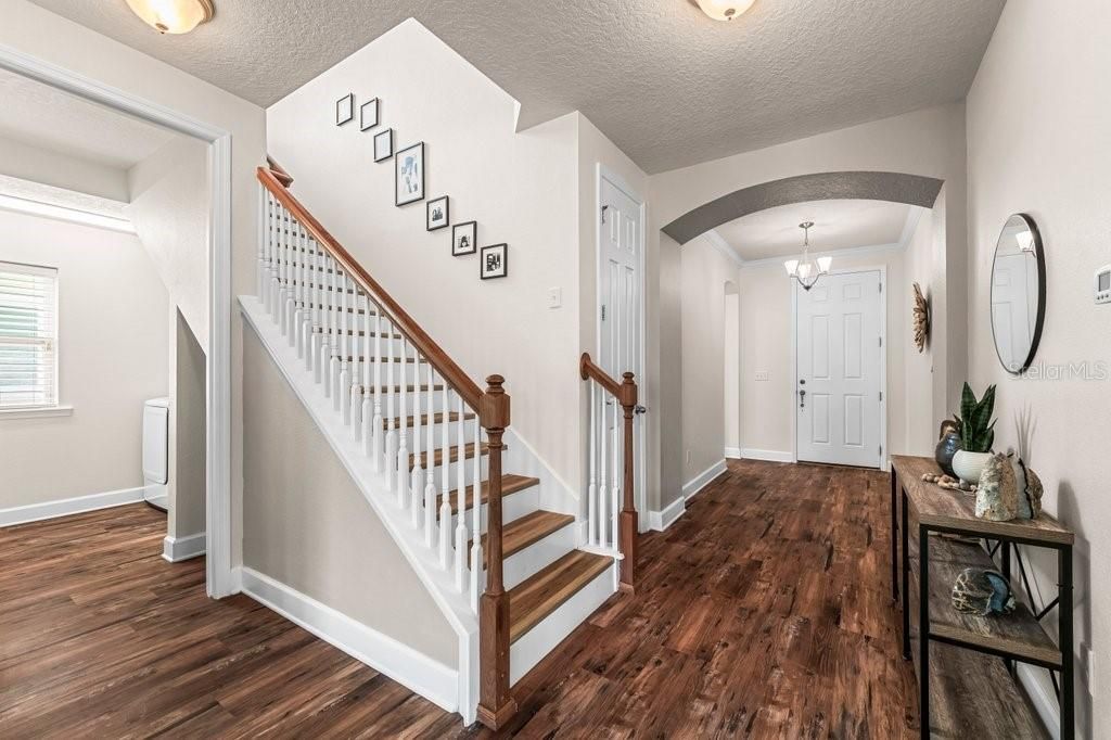 待售: $700,000 (4 贝兹, 3 浴室, 2637 平方英尺)