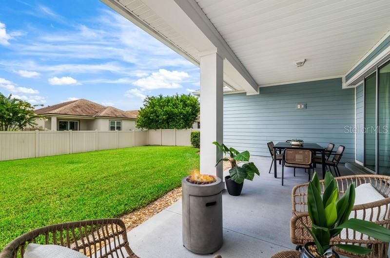 待售: $700,000 (4 贝兹, 3 浴室, 2637 平方英尺)