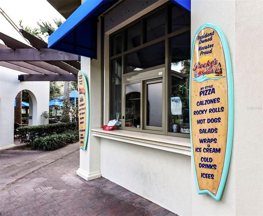 待售: $700,000 (4 贝兹, 3 浴室, 2637 平方英尺)