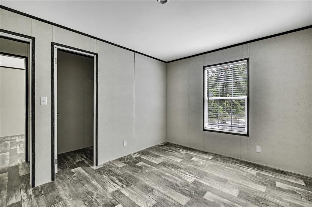 合同活跃: $219,900 (3 贝兹, 2 浴室, 1620 平方英尺)