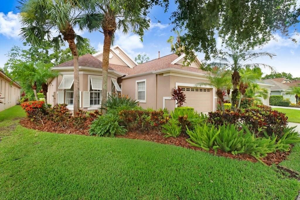 Под контрактом: $750,000 (3 спален, 2 ванн, 2202 Квадратных фут)