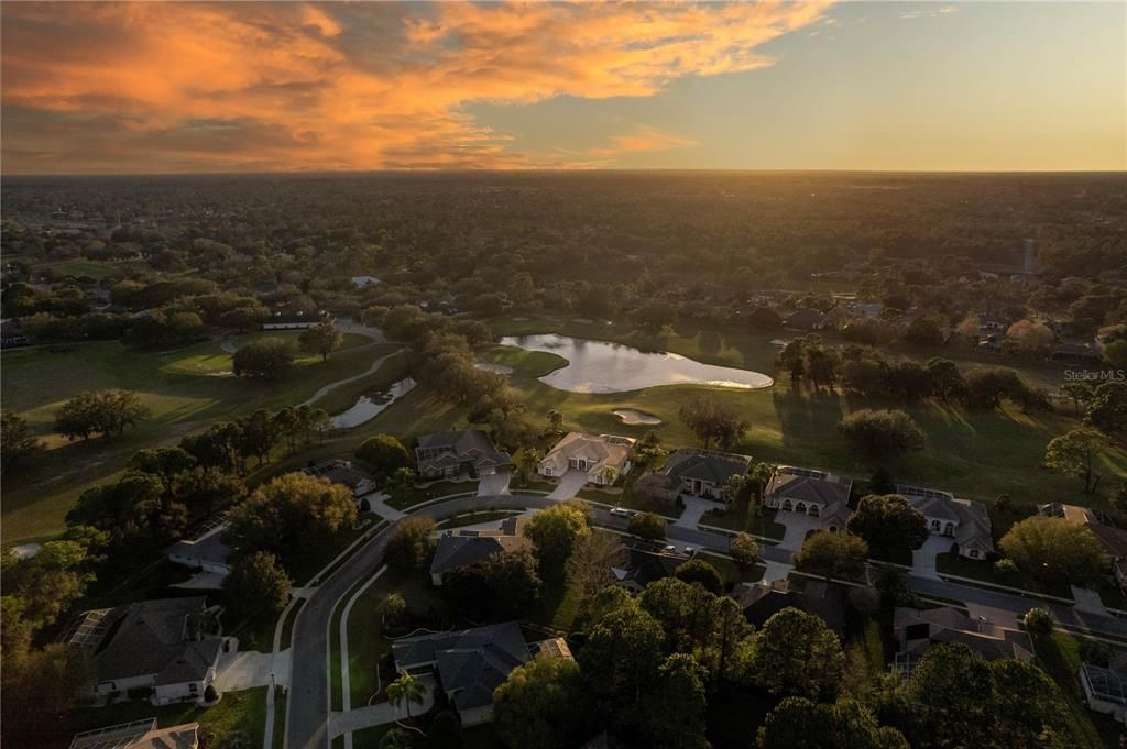 En Venta: $799,000 (4 camas, 4 baños, 3569 Pies cuadrados)