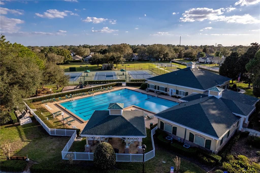 En Venta: $799,000 (4 camas, 4 baños, 3569 Pies cuadrados)