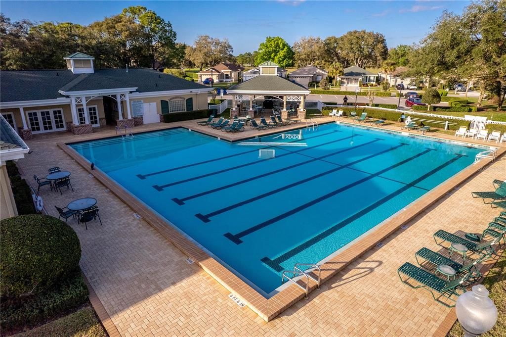 En Venta: $799,000 (4 camas, 4 baños, 3569 Pies cuadrados)