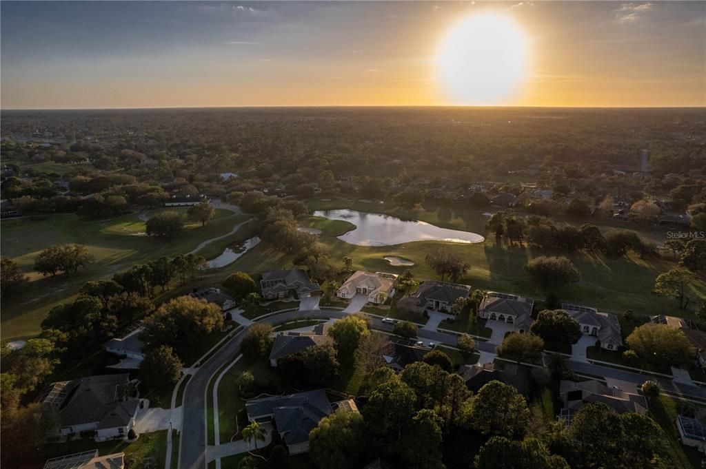 En Venta: $799,000 (4 camas, 4 baños, 3569 Pies cuadrados)