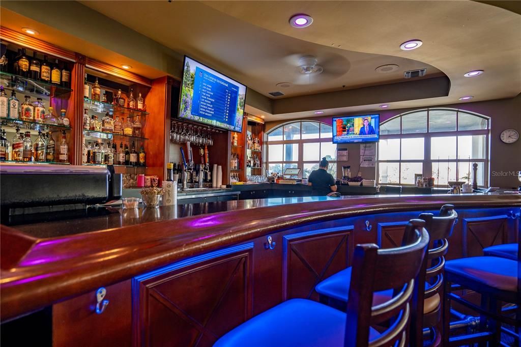 En Venta: $799,000 (4 camas, 4 baños, 3569 Pies cuadrados)