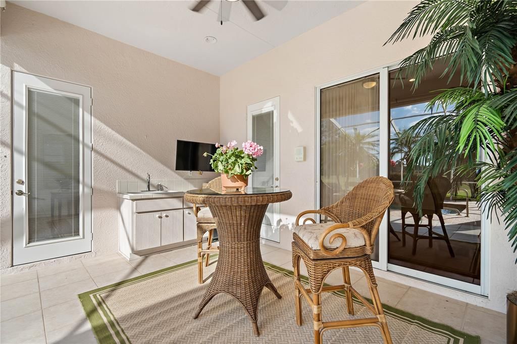 En Venta: $799,000 (4 camas, 4 baños, 3569 Pies cuadrados)