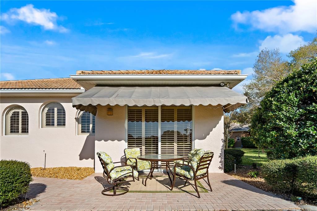 En Venta: $799,000 (4 camas, 4 baños, 3569 Pies cuadrados)