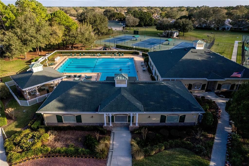 En Venta: $799,000 (4 camas, 4 baños, 3569 Pies cuadrados)