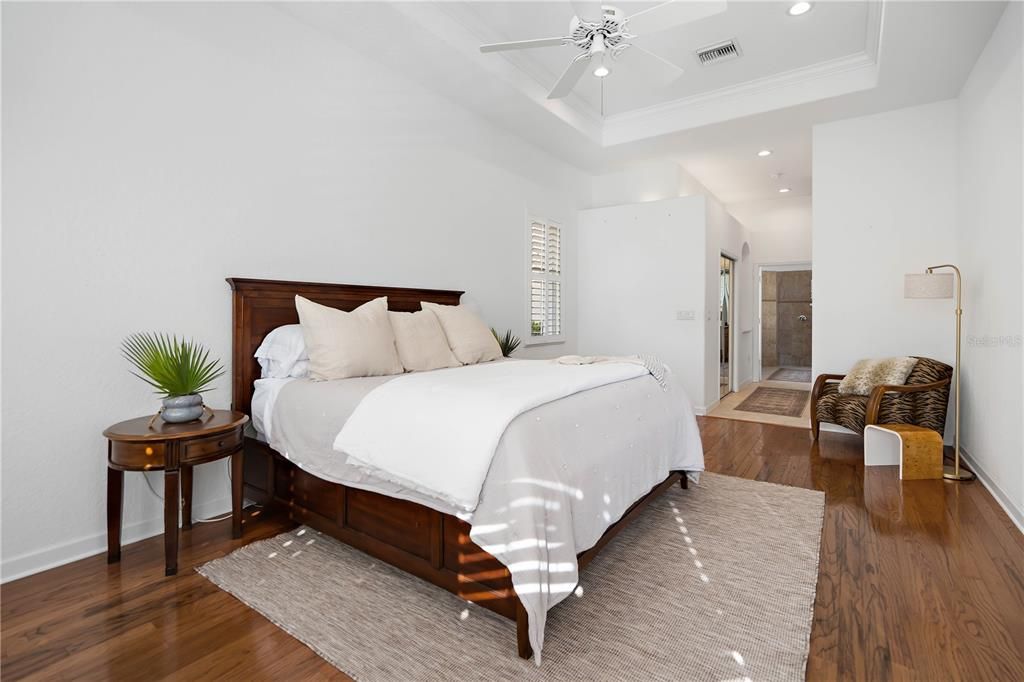 En Venta: $799,000 (4 camas, 4 baños, 3569 Pies cuadrados)