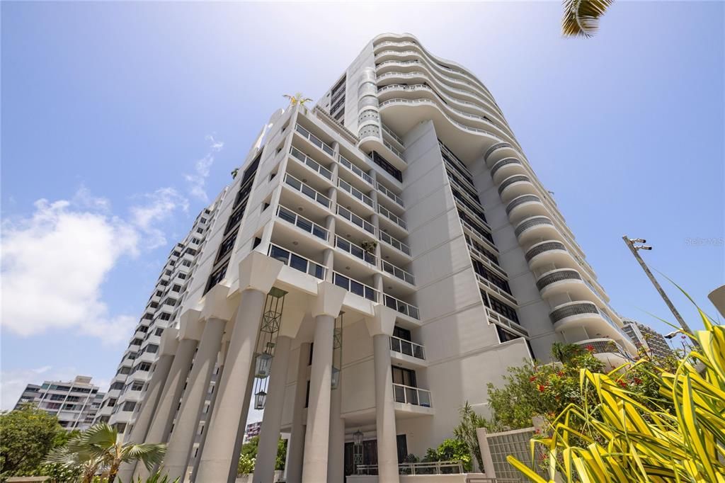 最近售出: $1,395,000 (2 贝兹, 1 浴室, 1521 平方英尺)