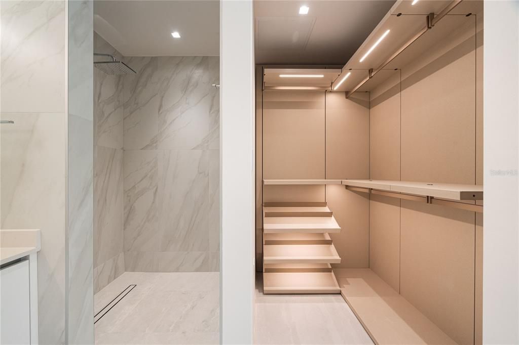 待售: $3,350,000 (3 贝兹, 3 浴室, 2807 平方英尺)