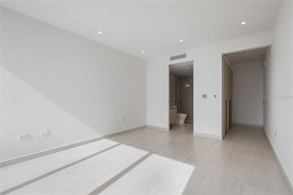 待售: $3,350,000 (3 贝兹, 3 浴室, 2807 平方英尺)