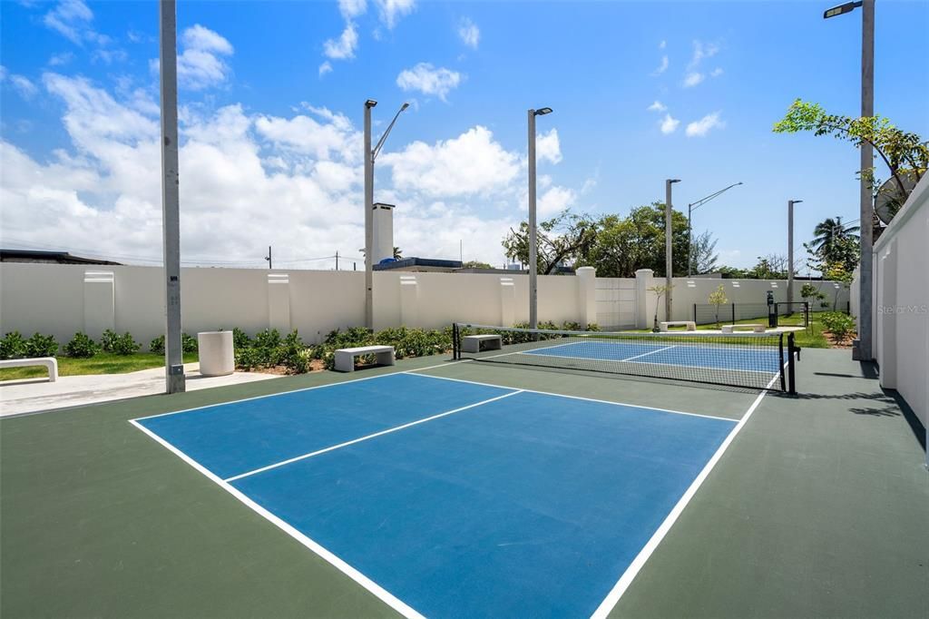 待售: $3,350,000 (3 贝兹, 3 浴室, 2807 平方英尺)