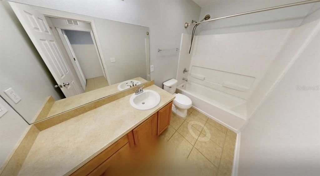 На продажу: $230,000 (3 спален, 2 ванн, 1787 Квадратных фут)