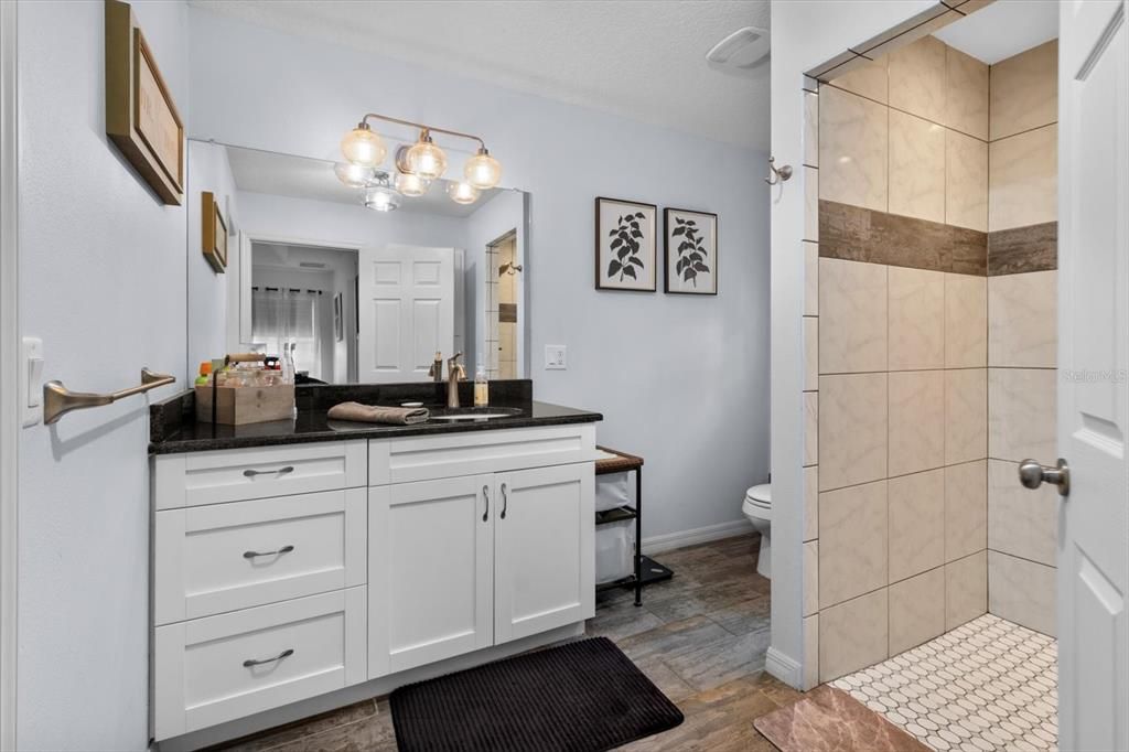 待售: $349,000 (3 贝兹, 2 浴室, 1808 平方英尺)