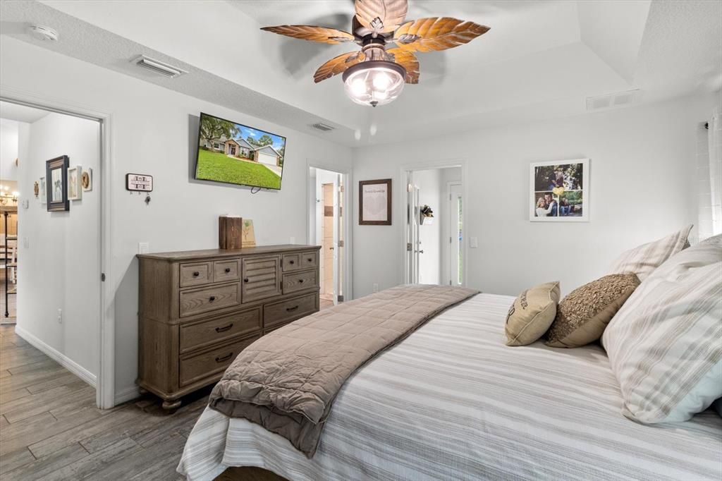 待售: $349,000 (3 贝兹, 2 浴室, 1808 平方英尺)