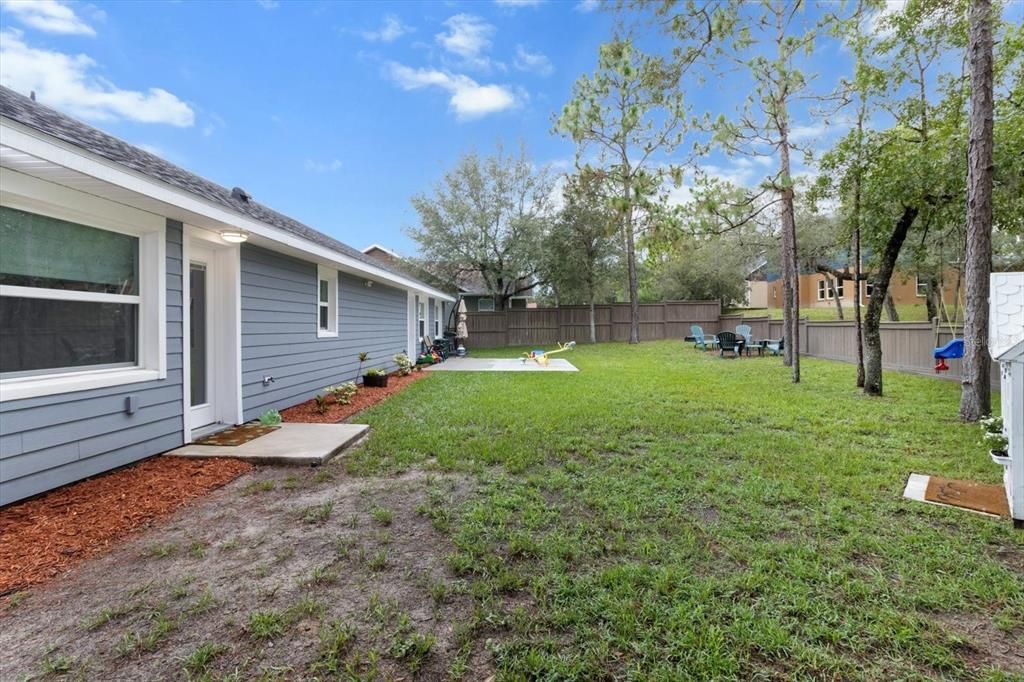 待售: $349,000 (3 贝兹, 2 浴室, 1808 平方英尺)