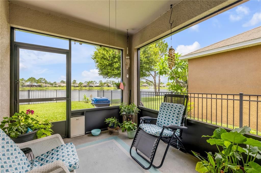 Active With Contract: $344,900 (3 beds, 2 baths, 1774 Square Feet)