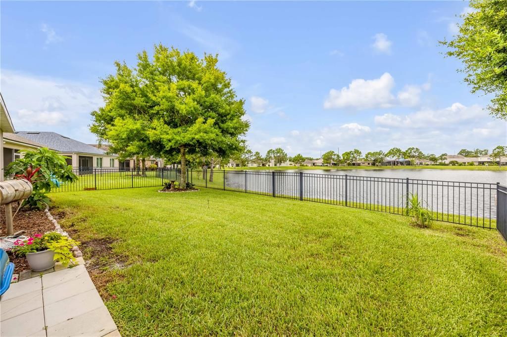 Active With Contract: $344,900 (3 beds, 2 baths, 1774 Square Feet)