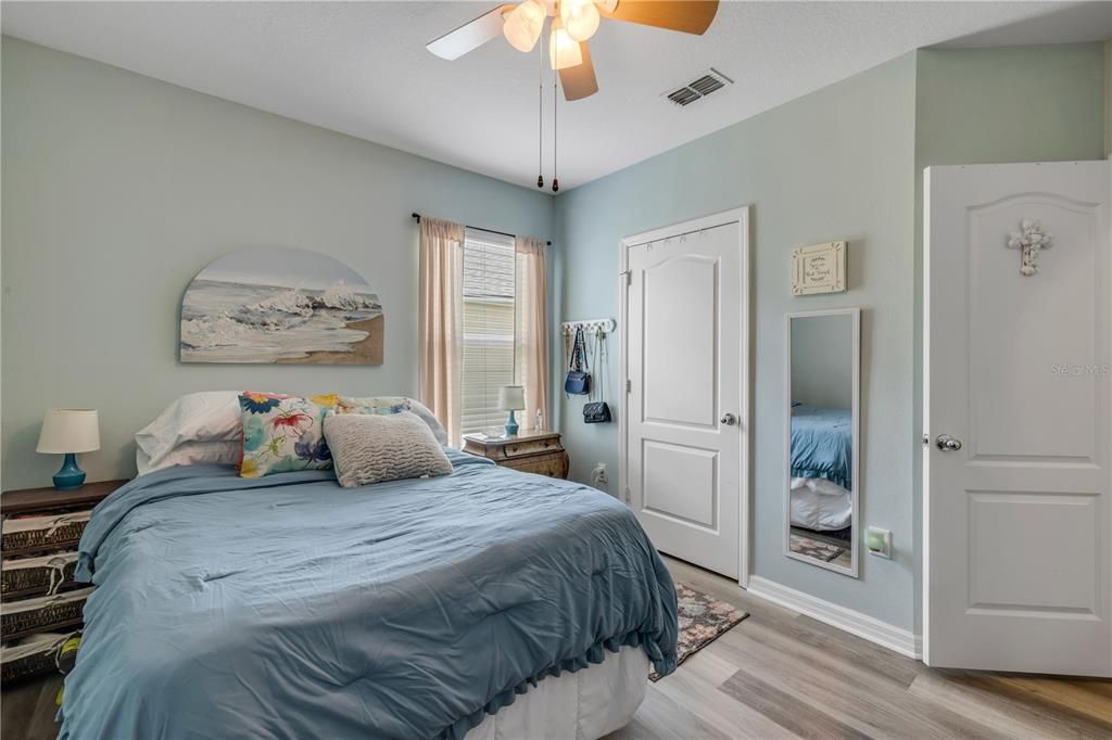 Active With Contract: $344,900 (3 beds, 2 baths, 1774 Square Feet)