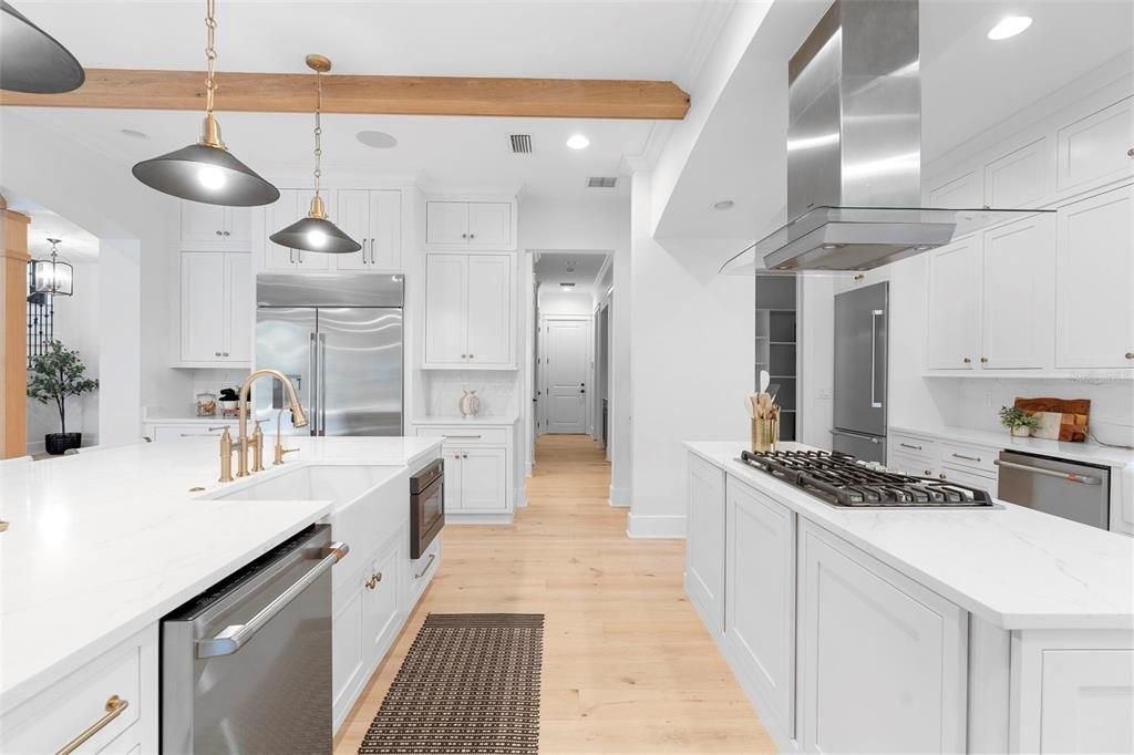 待售: $2,750,000 (5 贝兹, 5 浴室, 4800 平方英尺)