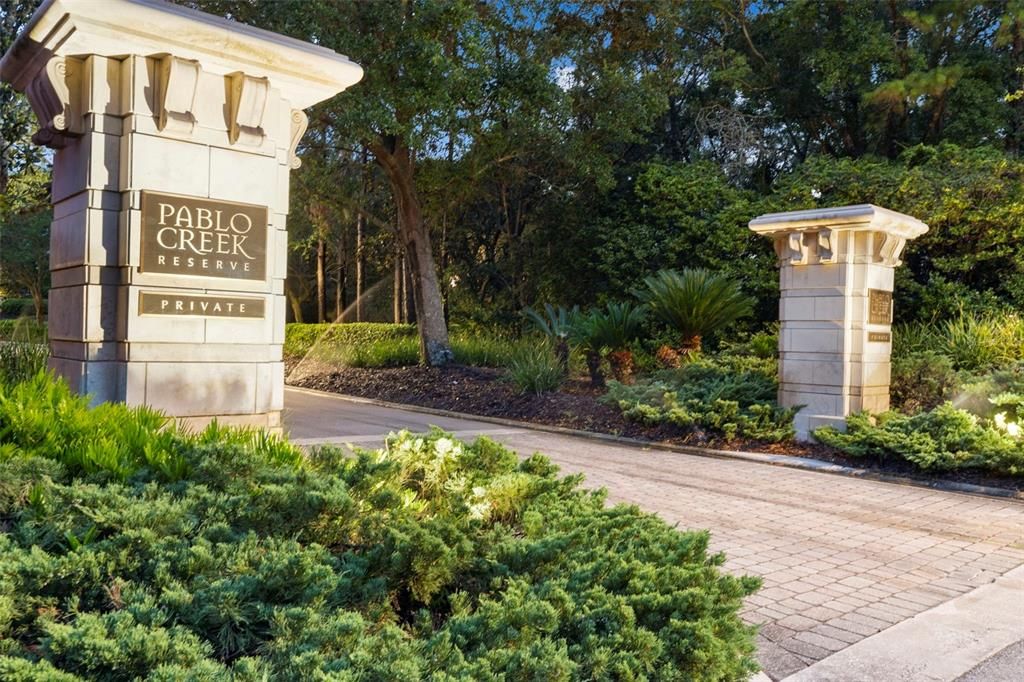 待售: $2,750,000 (5 贝兹, 5 浴室, 4800 平方英尺)