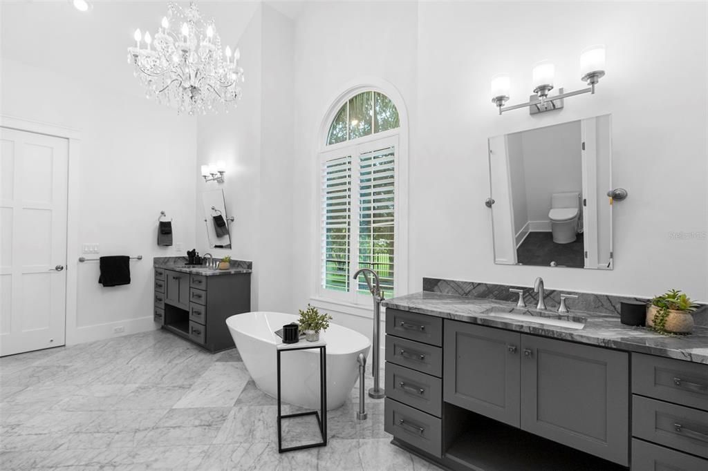 待售: $2,750,000 (5 贝兹, 5 浴室, 4800 平方英尺)