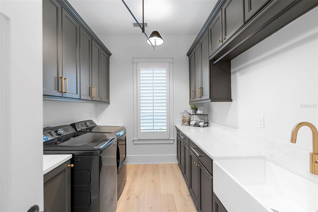 待售: $2,750,000 (5 贝兹, 5 浴室, 4800 平方英尺)