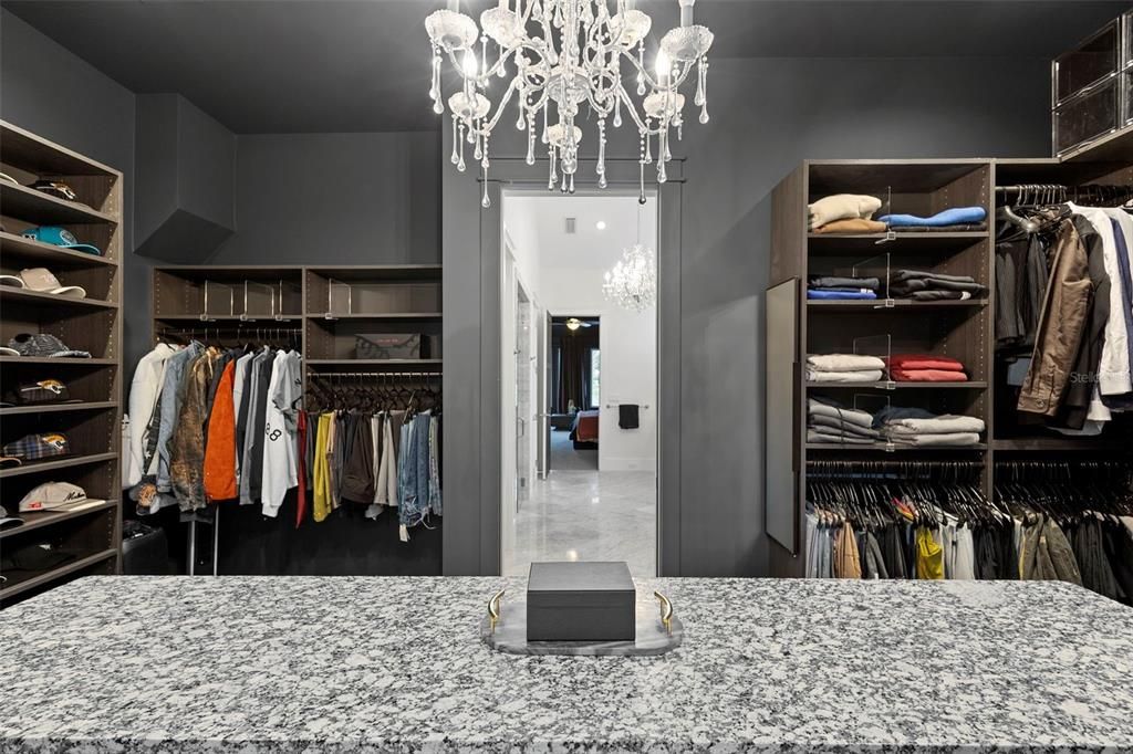 待售: $2,750,000 (5 贝兹, 5 浴室, 4800 平方英尺)