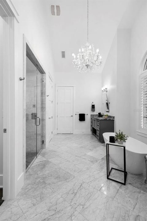 待售: $2,750,000 (5 贝兹, 5 浴室, 4800 平方英尺)