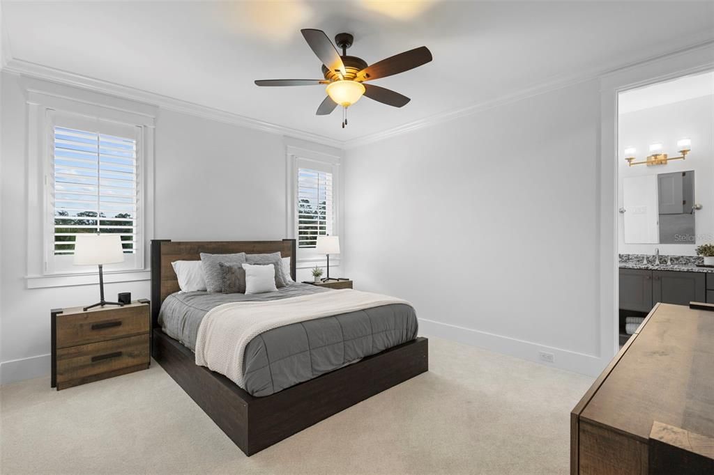 待售: $2,750,000 (5 贝兹, 5 浴室, 4800 平方英尺)