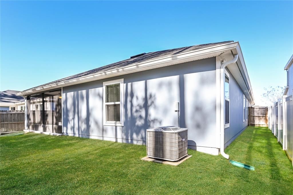 На продажу: $419,000 (4 спален, 2 ванн, 1997 Квадратных фут)