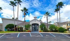 For Sale: $205,000 (2 beds, 2 baths, 1032 Square Feet)