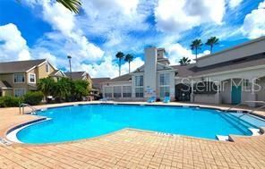 For Sale: $205,000 (2 beds, 2 baths, 1032 Square Feet)