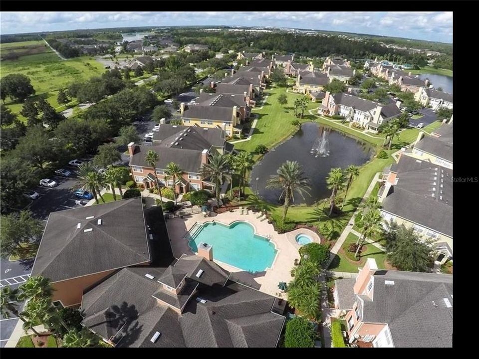 For Sale: $205,000 (2 beds, 2 baths, 1032 Square Feet)