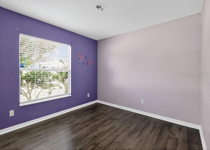 На продажу: $272,600 (3 спален, 2 ванн, 1808 Квадратных фут)