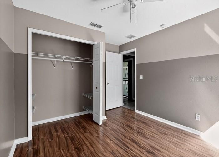 На продажу: $272,600 (3 спален, 2 ванн, 1808 Квадратных фут)