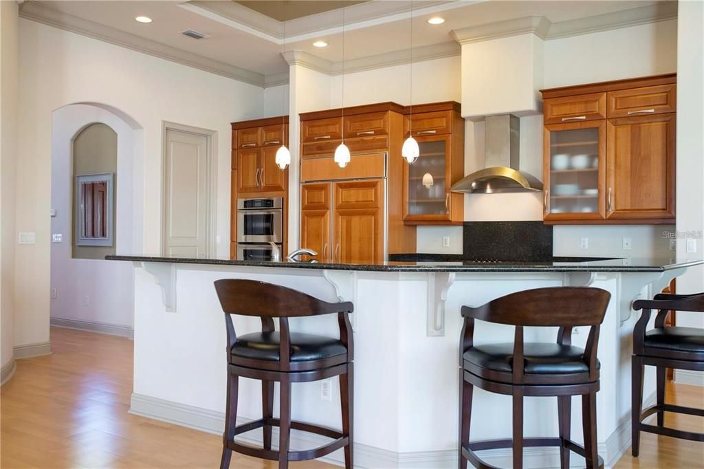 For Rent: $9,100 (5 beds, 4 baths, 6135 Square Feet)