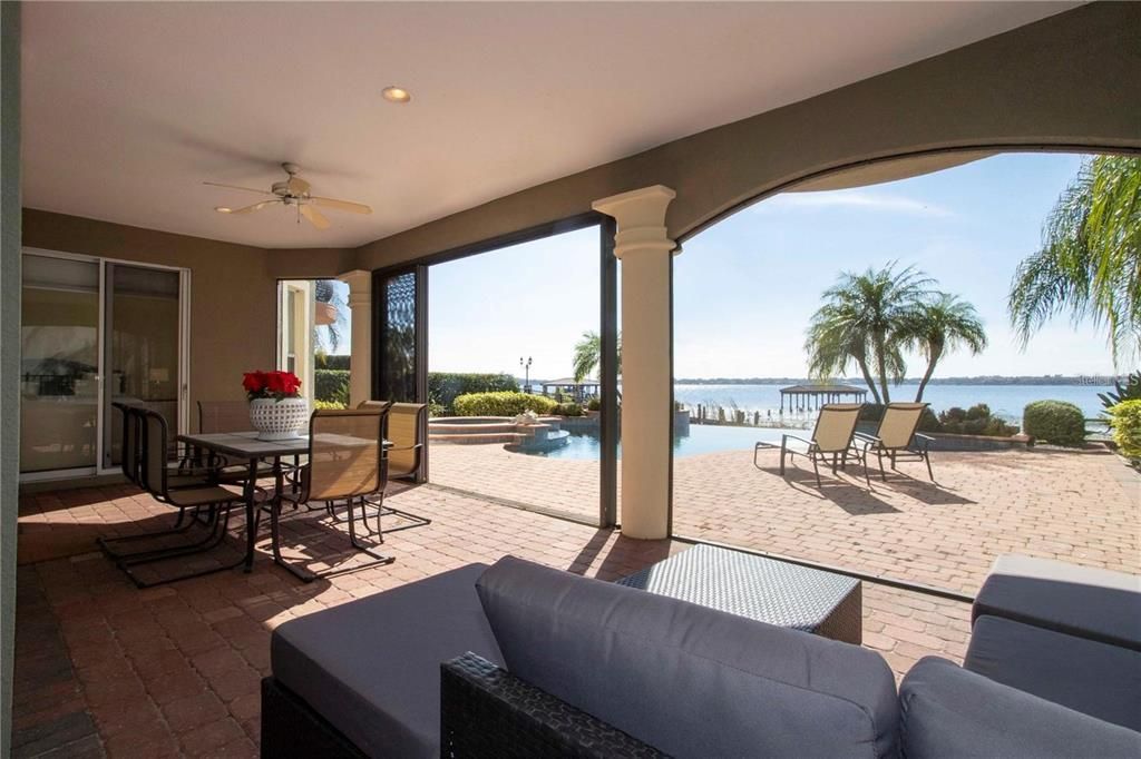 For Rent: $9,100 (5 beds, 4 baths, 6135 Square Feet)