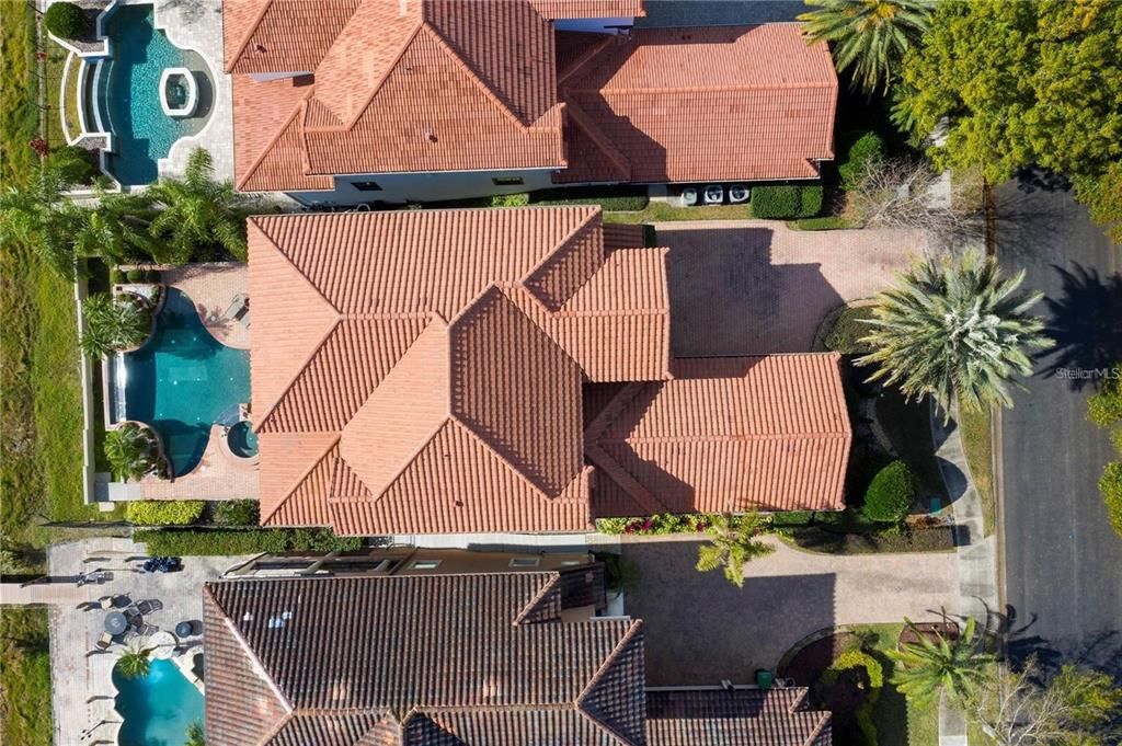 For Rent: $9,100 (5 beds, 4 baths, 6135 Square Feet)