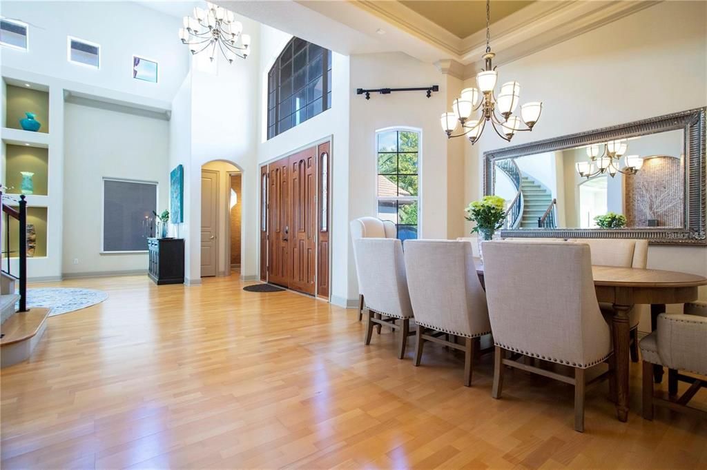 For Rent: $9,100 (5 beds, 4 baths, 6135 Square Feet)