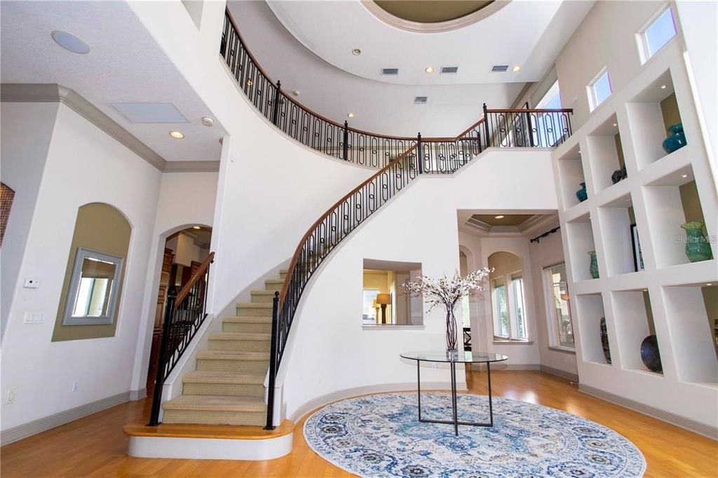 For Rent: $9,100 (5 beds, 4 baths, 6135 Square Feet)