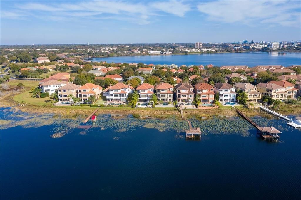 For Rent: $9,100 (5 beds, 4 baths, 6135 Square Feet)