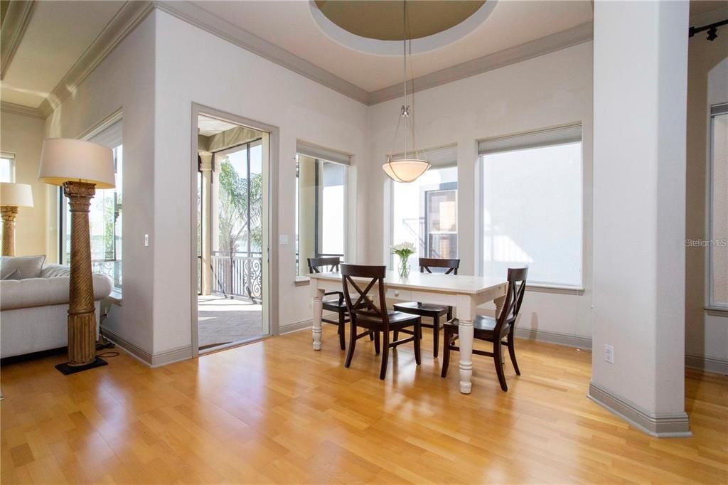 For Rent: $9,100 (5 beds, 4 baths, 6135 Square Feet)