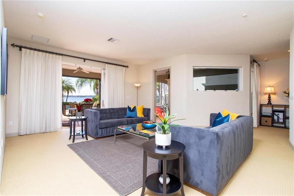 For Rent: $9,100 (5 beds, 4 baths, 6135 Square Feet)