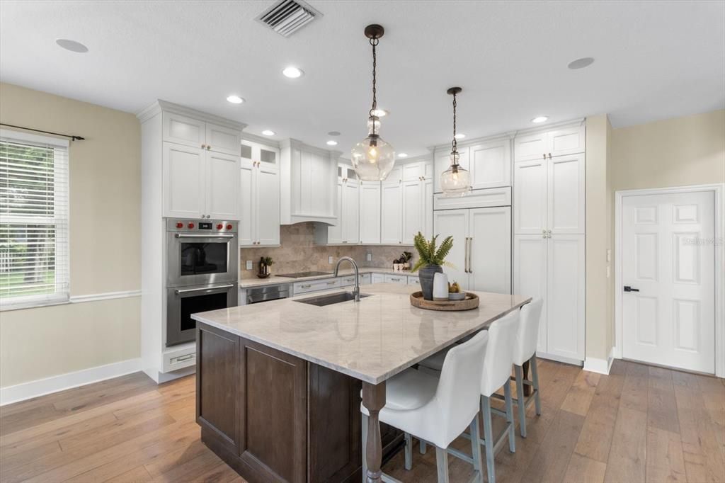 На продажу: $1,399,999 (5 спален, 3 ванн, 3088 Квадратных фут)