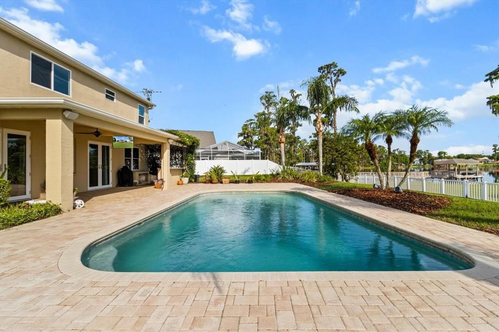 На продажу: $1,399,999 (5 спален, 3 ванн, 3088 Квадратных фут)