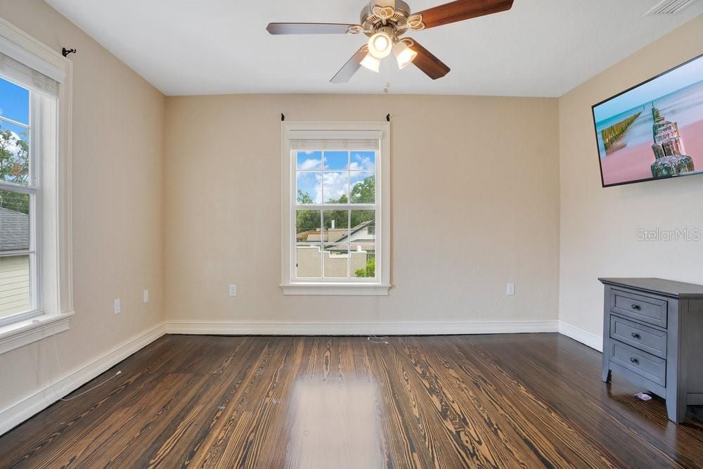 For Sale: $765,000 (3 beds, 2 baths, 2944 Square Feet)